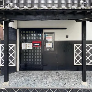 Nomad East Tōkyō
